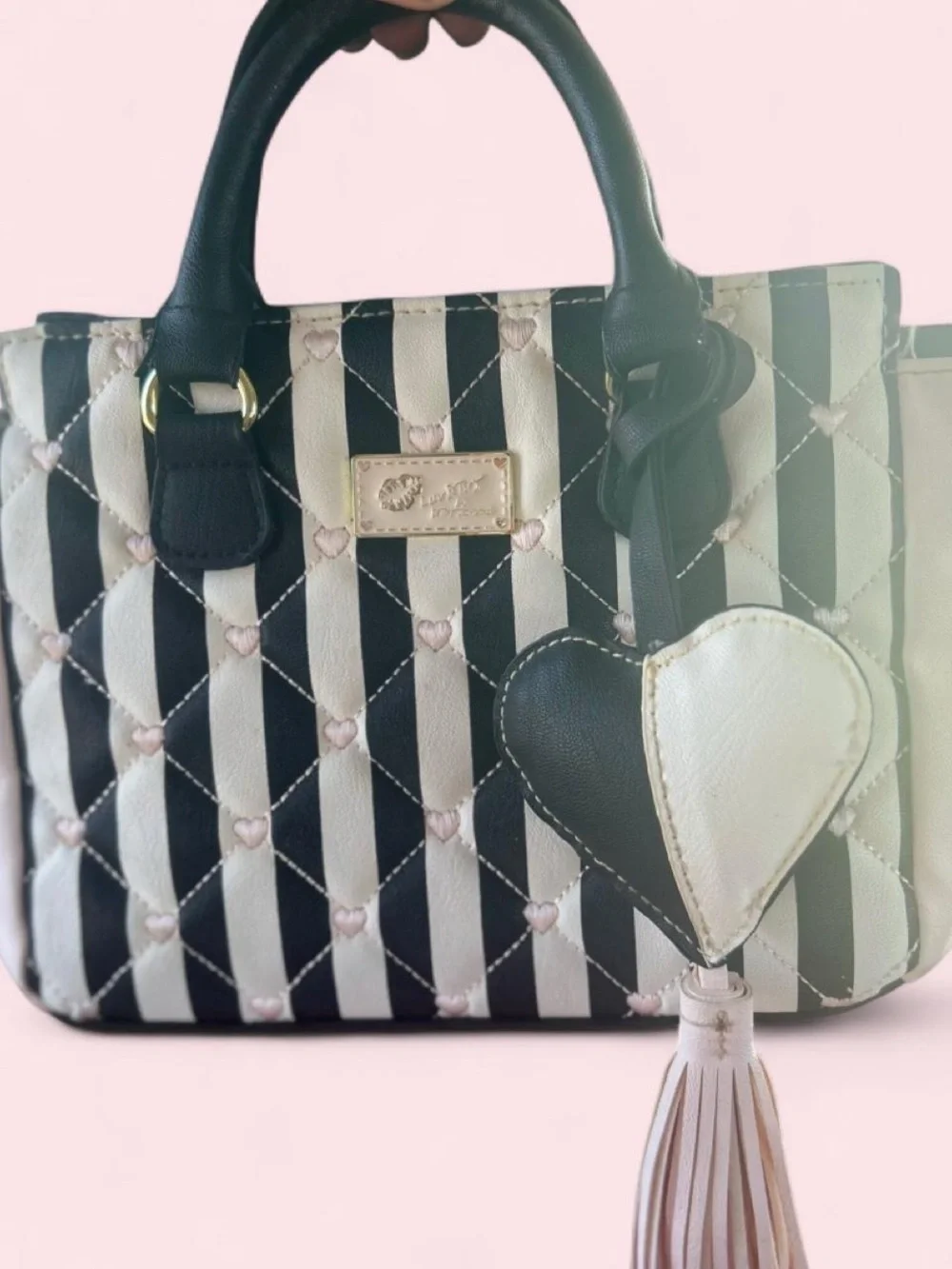 Early 2000s vintage Luv by Betsey Johnson handbag with heart detail
